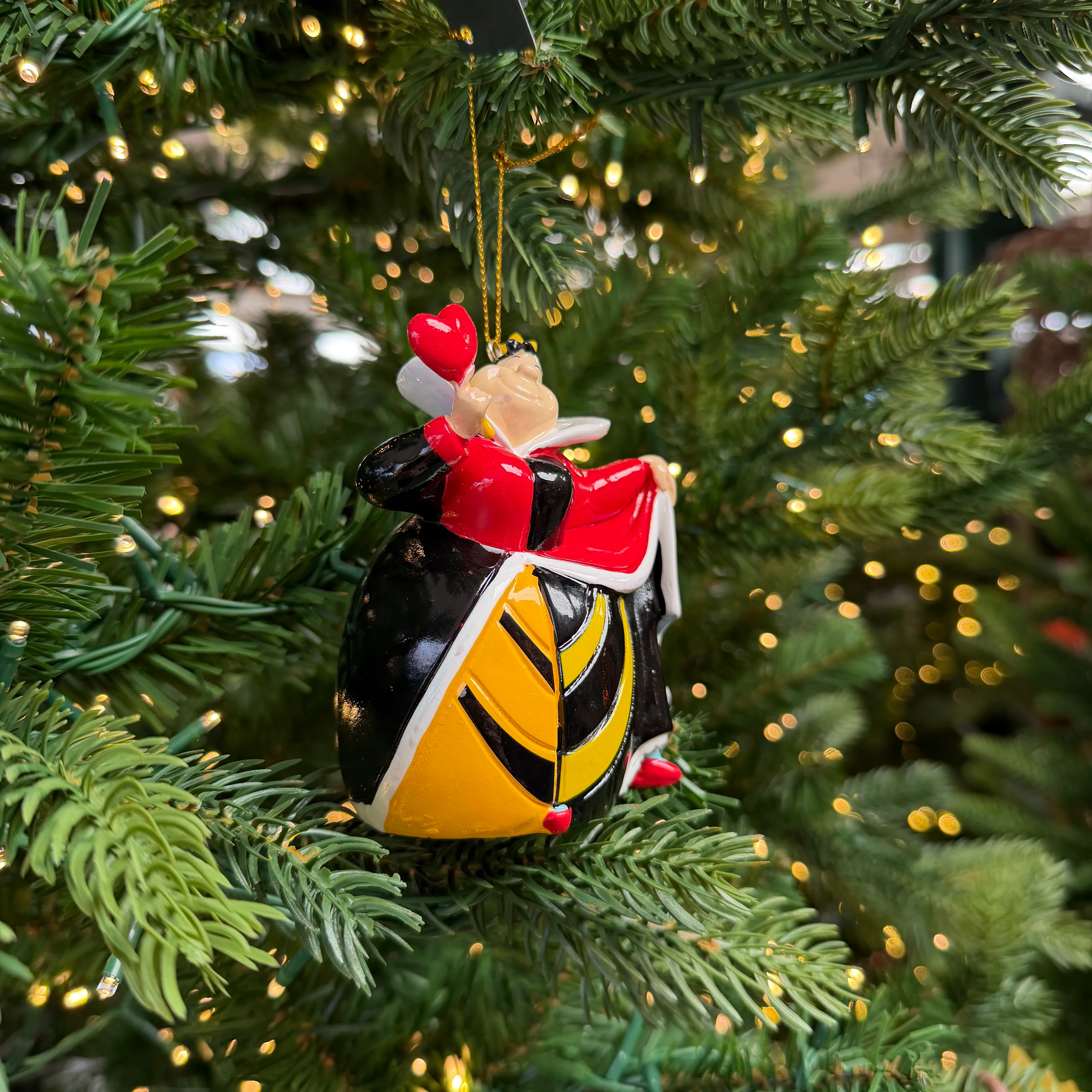 Disney Queen of Hearts from Alice in Wonderland Character Christmas Bauble - Image 5