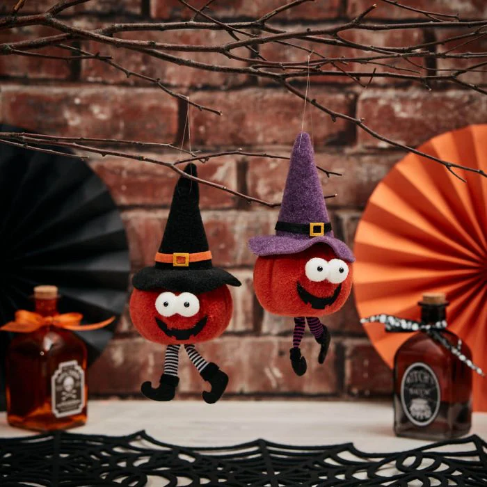 Halloween Novelty Pumpkin Witch Hanger Fabric with Google Eyes - Image 2