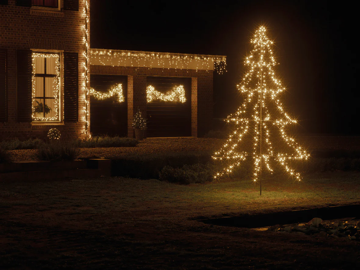 Kaemingk - 3m LED Light Up Outdoor Christmas Tree - 600 LEDs - Image 5