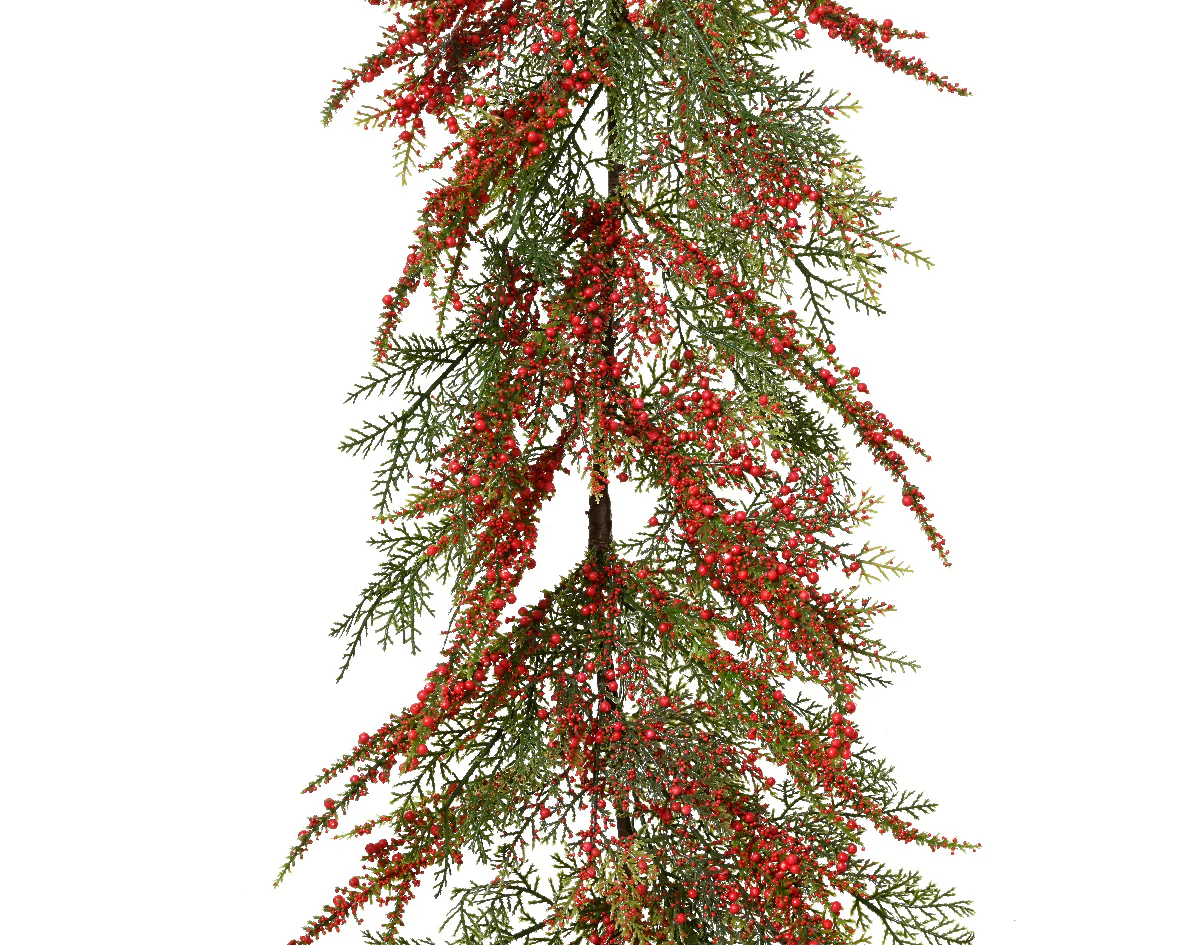 Lushy Garland with Red Berries