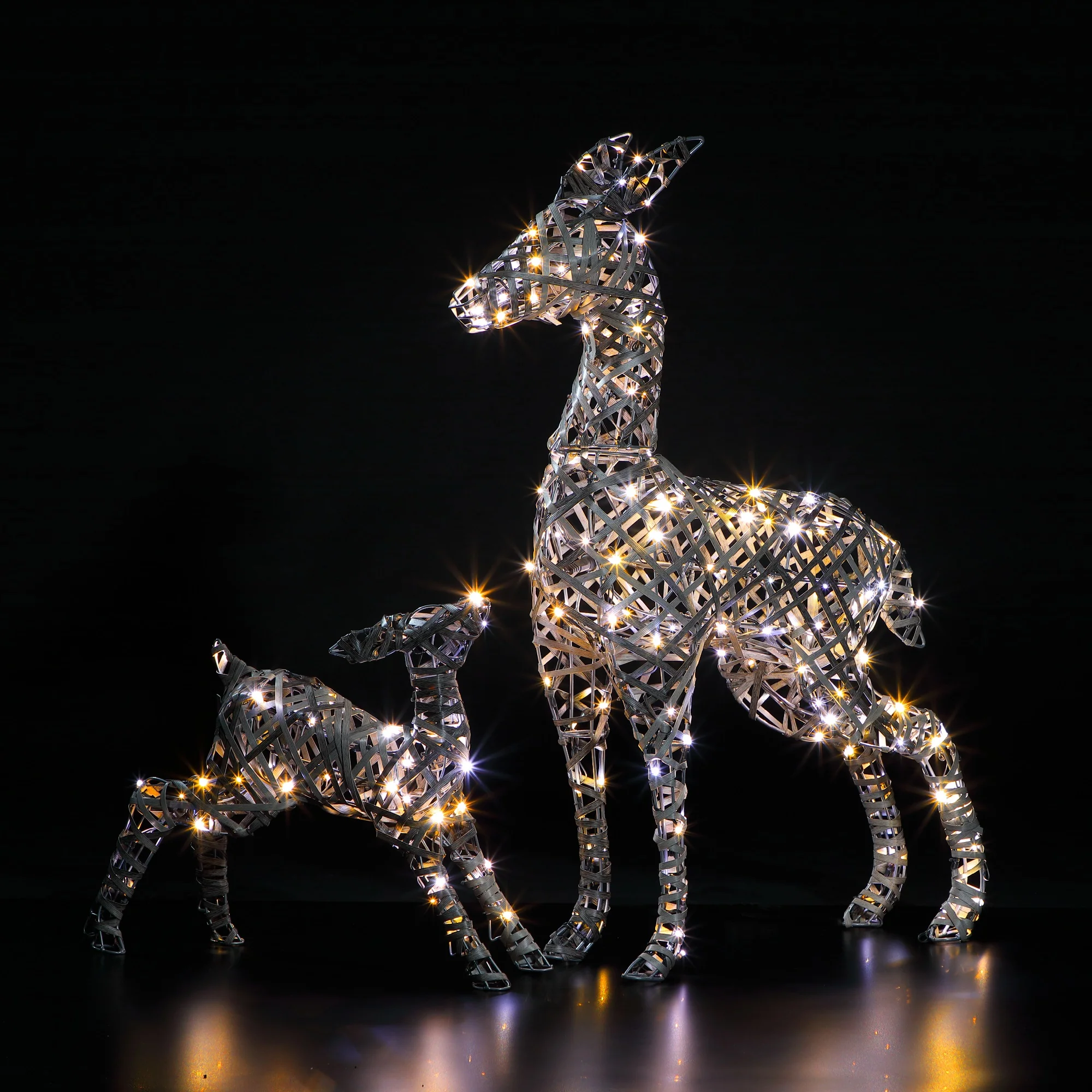 NOMA Grey Rattan Richmond Deer & Fawn with 230 Duo LEDs Warm & Cool White LEDs - 90cm - Image 5