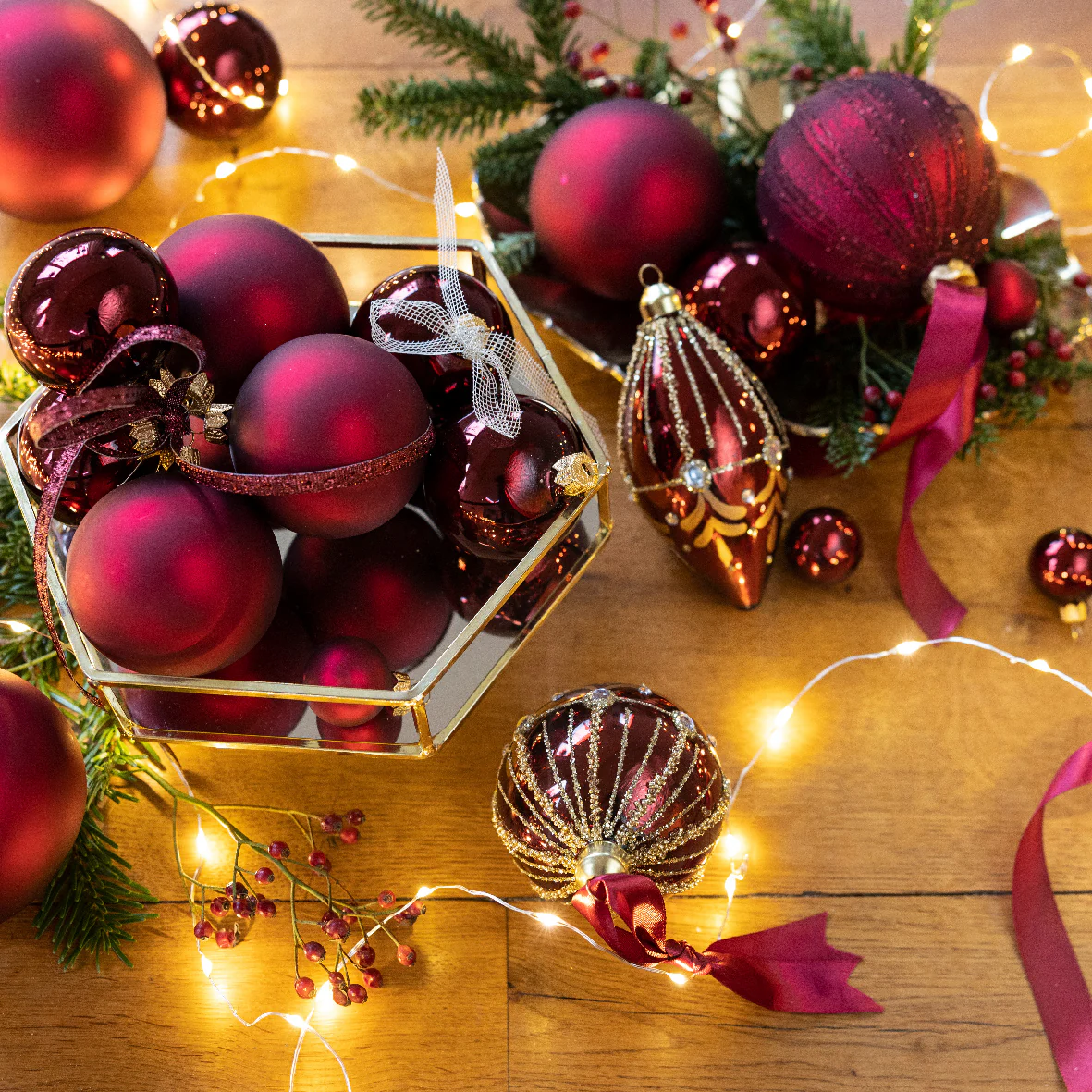 Oxblood Red Glass Baubles in Shiny & Matte Finish 3.5cm - Box of 16 - Image 2