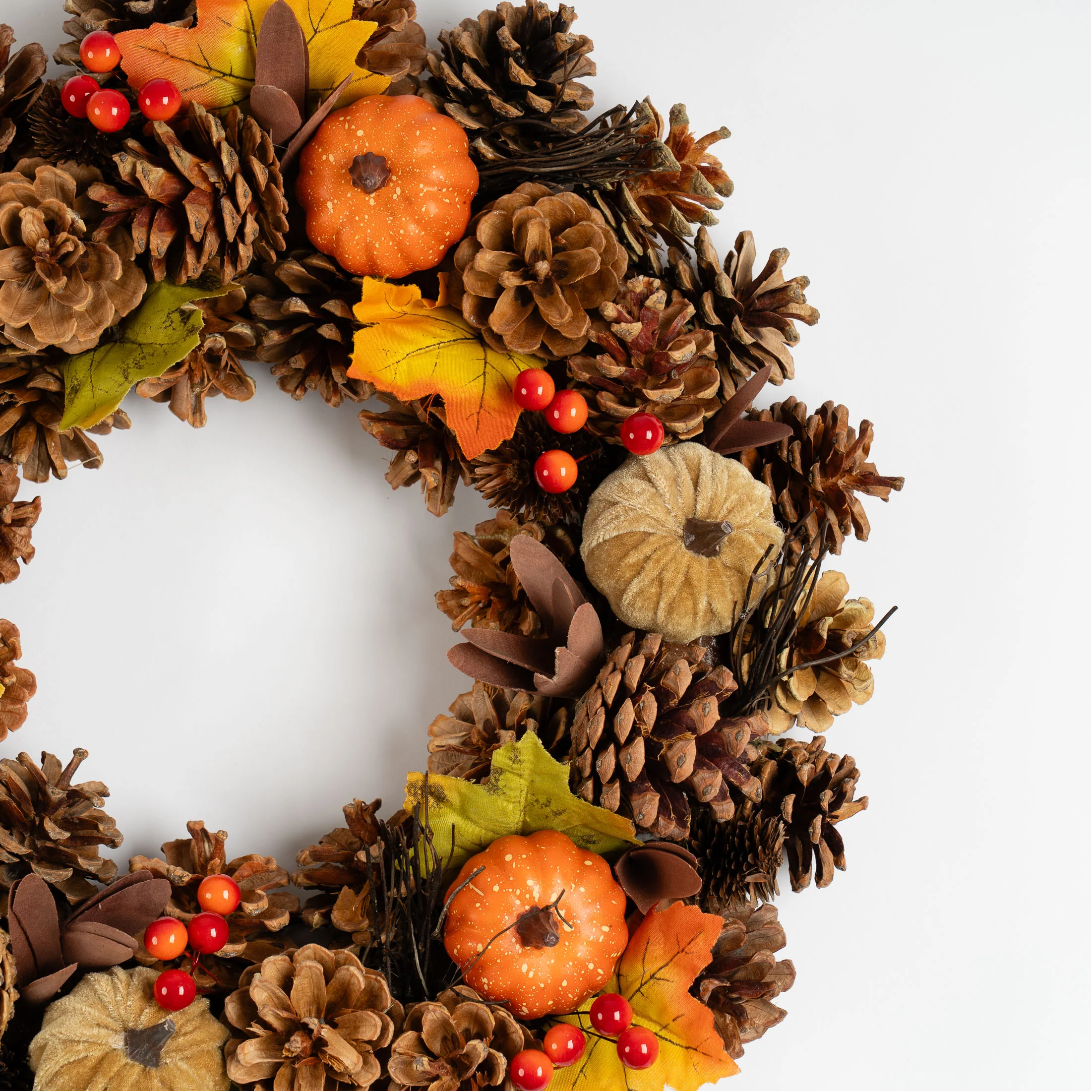 X-Large Mini Autumn Pumpkin Wreath with Foliage & Pinecones - 41cm - Image 3
